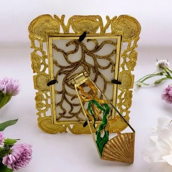 Bijou Enameled Seashell And Coral Picture Frame, 4 X 6 Elegant Beach Photo Frame - Picture 9 of 9